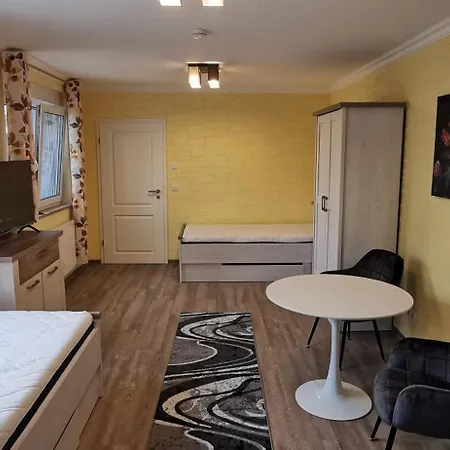 Ferienunterkunft Herbstsonne Im Lausitzer Seenland Hébergement de vacances *